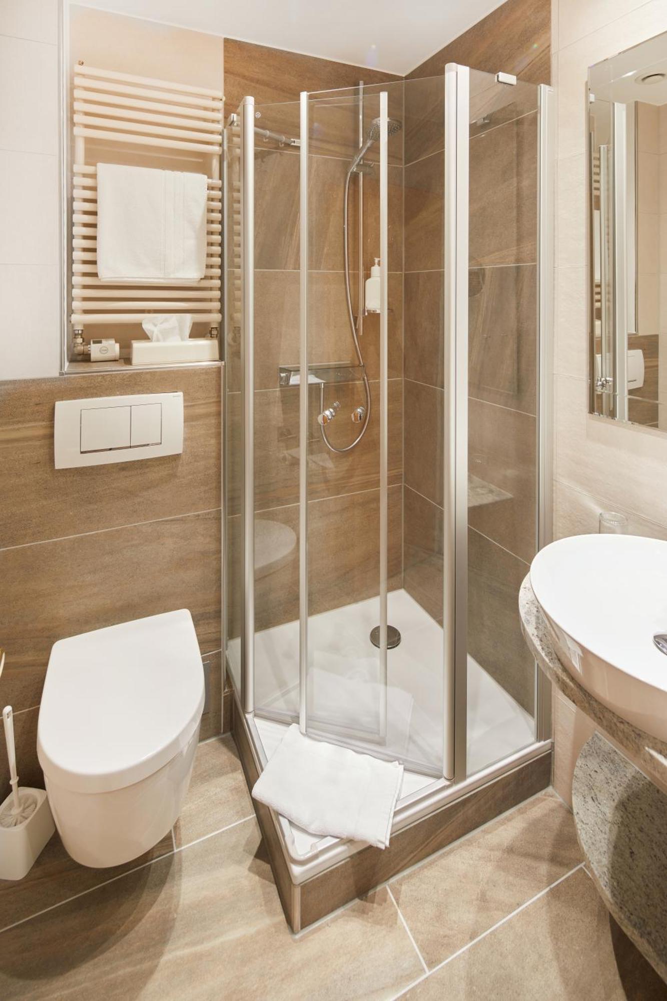 Hotel Sonneck Knüllwald Εξωτερικό φωτογραφία