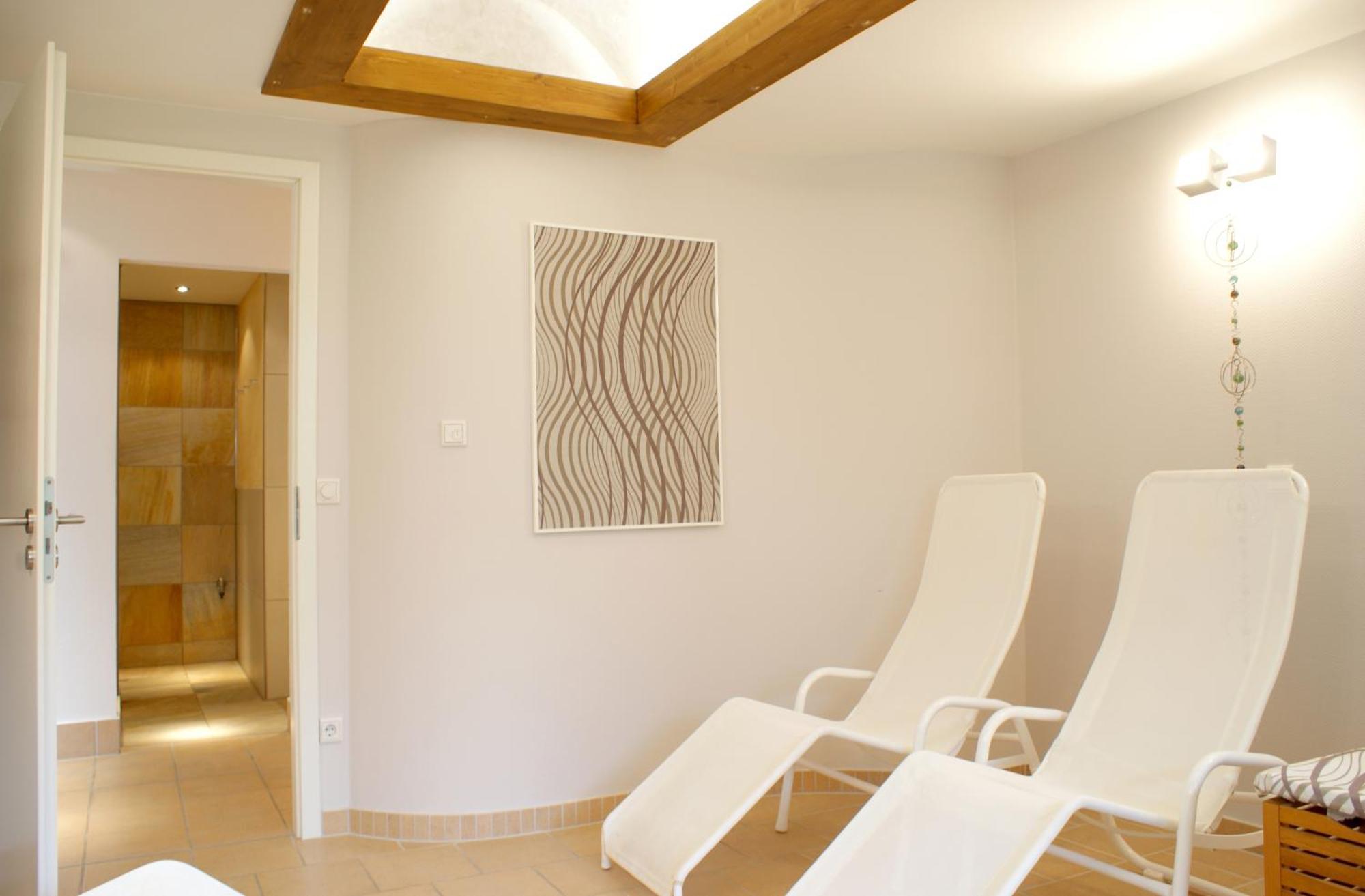 Hotel Sonneck Knüllwald Εξωτερικό φωτογραφία