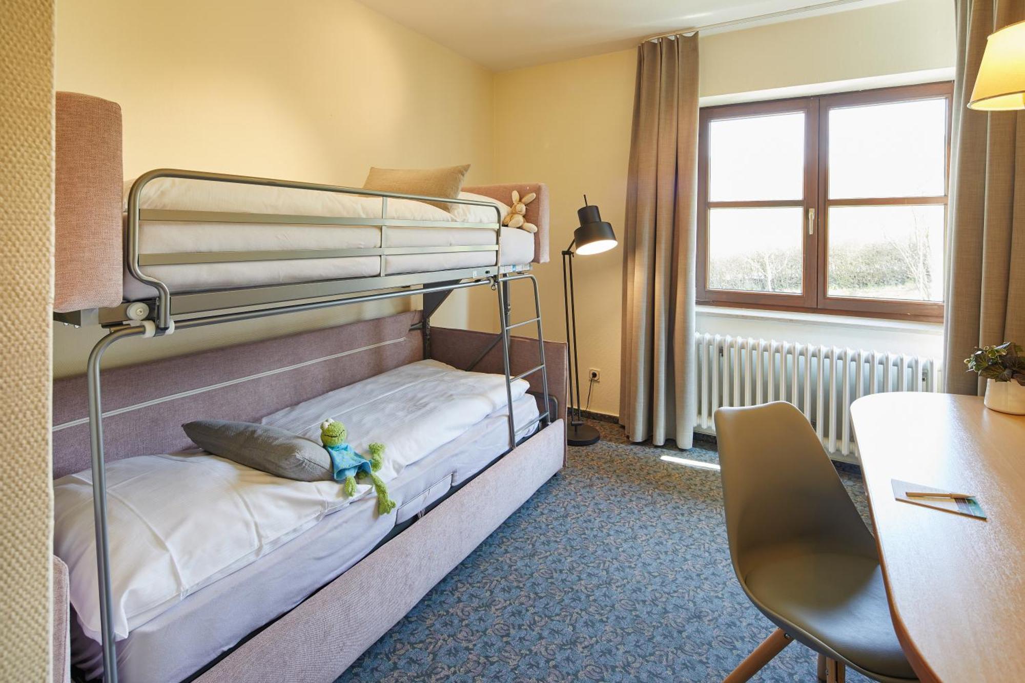Hotel Sonneck Knüllwald Εξωτερικό φωτογραφία