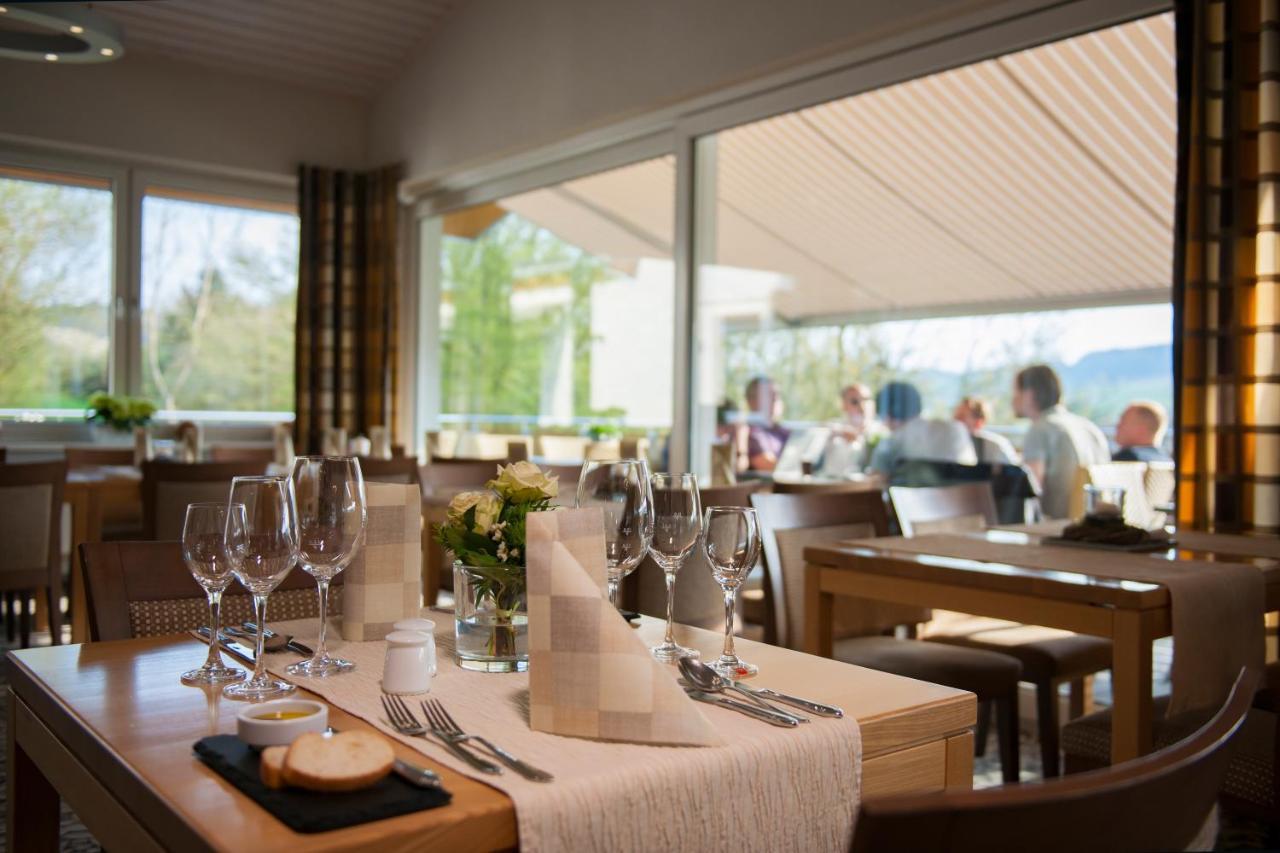 Hotel Sonneck Knüllwald Εξωτερικό φωτογραφία